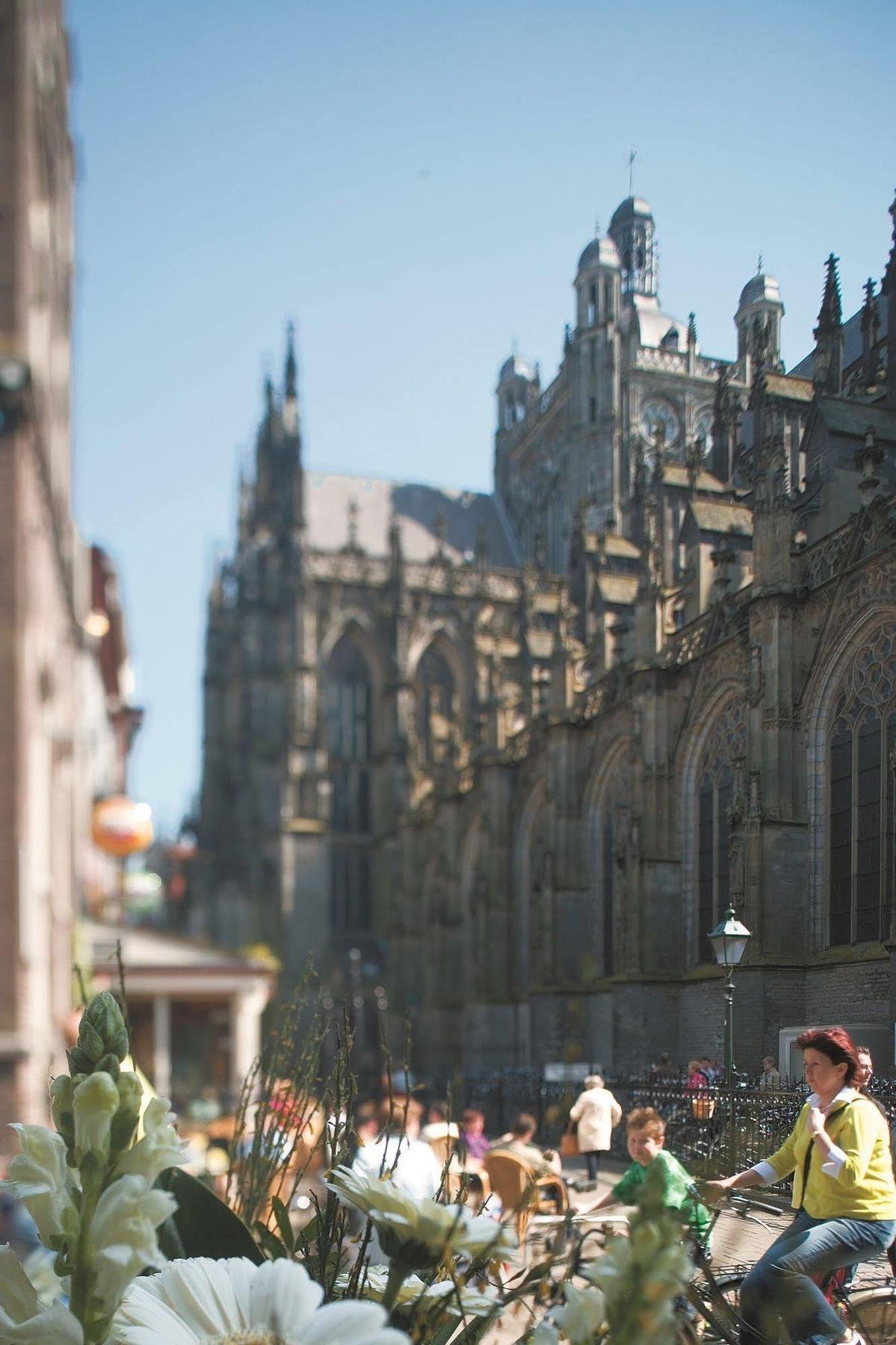 Moevenpick Hotel 'S Hertogenbosch 's-Hertogenbosch  Eksteriør billede